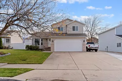 685 S Pheasant View Dr, Layton, UT 84041 - Photo 2