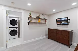 685 S Pheasant View Dr, Layton, UT 84041 - Photo 16