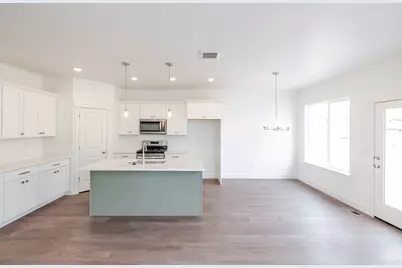 1538 W Banner Dr #812, Saratoga Springs, UT 84045 - Photo 4