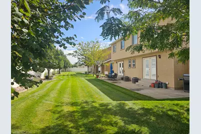 461 E 1080 S, Roosevelt, UT 84066 - Photo 4