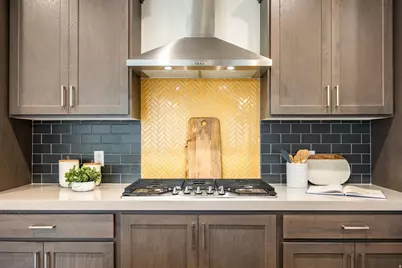 594 E Spruce Glen Rd, Murray, UT 84107 - Photo 24