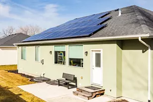 594 E Spruce Glen Rd, Murray, UT 84107 - Photo 16