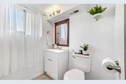 169 S Woodland Dr E, Orem, UT 84097 - Photo 20