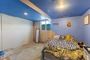 206 E 100 N, Clearfield, UT 84015 - Photo 26