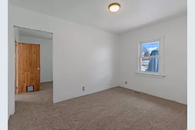 206 E 100 N, Clearfield, UT 84015 - Photo 12