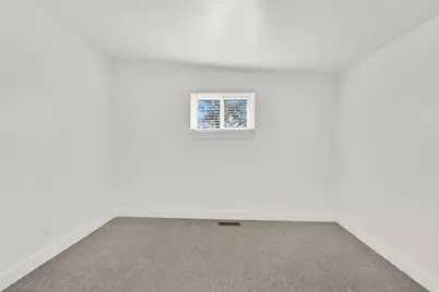 2105 W 5700 S, Roy, UT 84067 - Photo 20