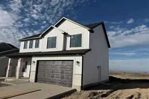 271 W 730 N, Smithfield, UT 84335 - Photo 2