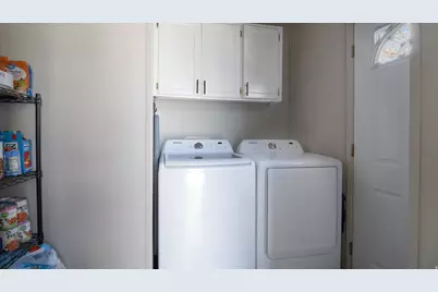 1094 W 465 N, Orem, UT 84057 - Photo 8