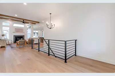 581 W Summerhill Ln N, Centerville, UT 84014 - Photo 4