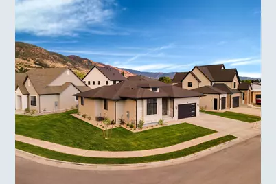 581 W Summerhill Ln N, Centerville, UT 84014 - Photo 2