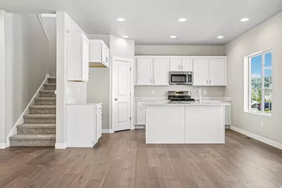 8853 S Smoky Hollow Rd, West Jordan, UT 84081 - Photo 4