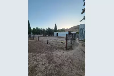 25 E 200 N, La Verkin, UT 84745 - Photo 22