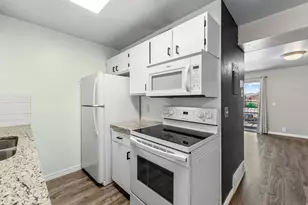 6163 S 1300 E, Murray, UT 84121 - Photo 6