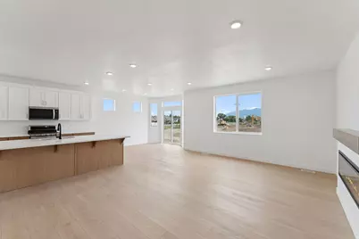 938 W Motor Vu Dr #208, Riverdale, UT 84405 - Photo 10