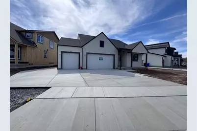 938 W Motor Vu Dr #208, Riverdale, UT 84405 - Photo 1