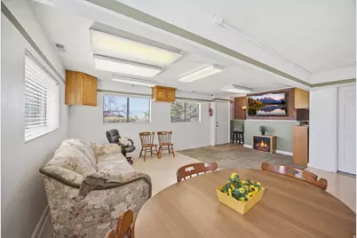 793 E Orchard Dr, Pleasant Grove, UT 84062 - Photo 20