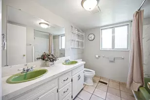 793 E Orchard Dr, Pleasant Grove, UT 84062 - Photo 24