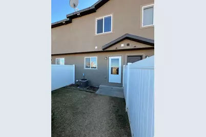 920 S 500 E #22, Roosevelt, UT 84066 - Photo 2