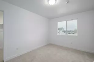 1990 E Hummingbird Dr, Eagle Mountain, UT 84005 - Photo 16