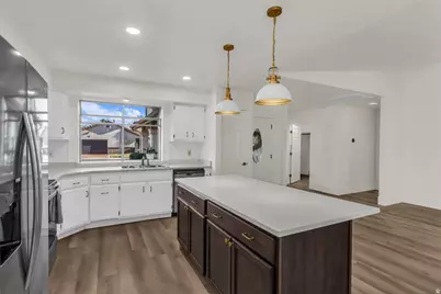 545 S Valley Dr #15, Saint George, UT 84770 - Photo 8