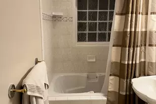 571 E Ben Lomond Ave, South Ogden, UT 84403 - Photo 4