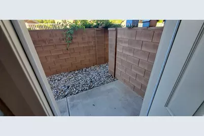 700 N Main St #C3, Washington, UT 84780 - Photo 10