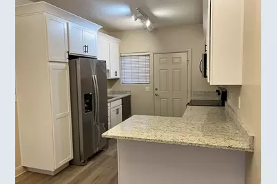 700 N Main St #C3, Washington, UT 84780 - Photo 4