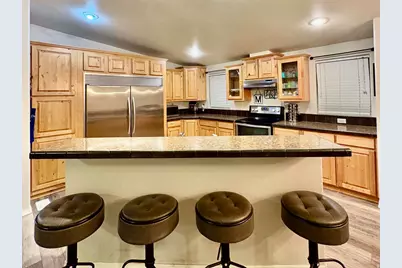 291 W Center, Hinckley, UT 84635 - Photo 4