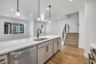 768 W 520 S, American Fork, UT 84003 - Photo 8