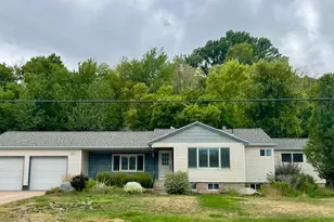 185 E South Weber Dr, South Weber, UT 84405 - Photo 1