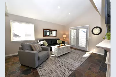 1360 W 6690 S #E204, West Jordan, UT 84084 - Photo 8