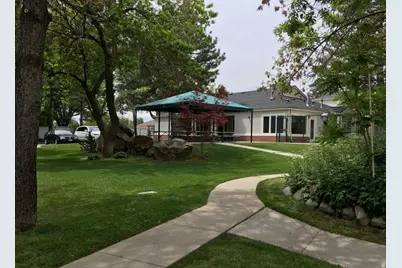 1360 W 6690 S #E204, West Jordan, UT 84084 - Photo 20