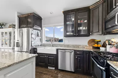 1587 E Smithfield Dr, Eagle Mountain, UT 84005 - Photo 14