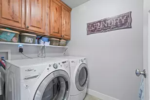 1587 E Smithfield Dr, Eagle Mountain, UT 84005 - Photo 16