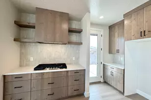 1023 N Falcon Ridge View, Hurricane, UT 84737 - Photo 14