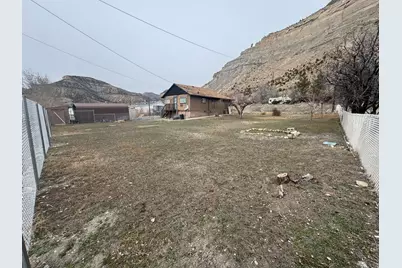 46 E E St, Helper, UT 84526 - Photo 20