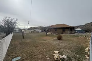 46 E E St, Helper, UT 84526 - Photo 18