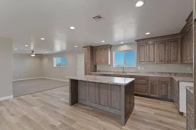 575 N Deer Meadow Dr, Oak City, UT 84649 - Photo 4