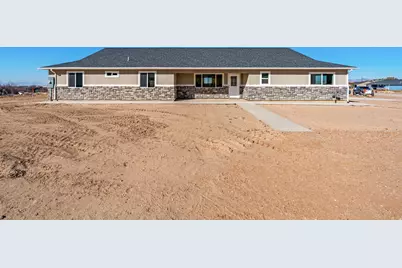 575 N Deer Meadow Dr, Oak City, UT 84649 - Photo 1