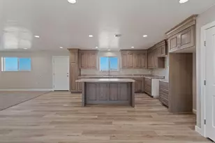 575 N Deer Meadow Dr, Oak City, UT 84649 - Photo 6
