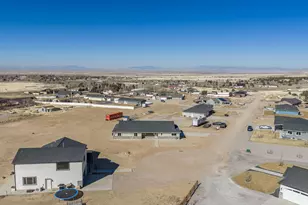 575 N Deer Meadow Dr, Oak City, UT 84649 - Photo 38