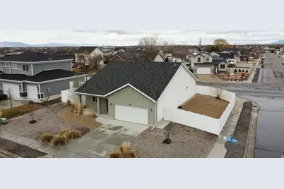 4264 W 6025 S, Roy, UT 84067 - Photo 2