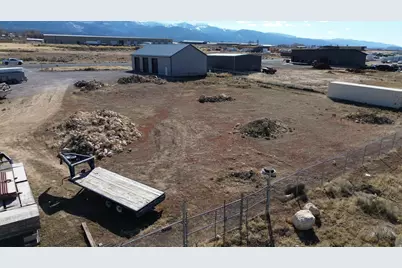 1231 S Airstrip Ln, Mount Pleasant, UT 84647 - Photo 4