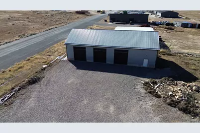 1231 S Airstrip Ln, Mount Pleasant, UT 84647 - Photo 6