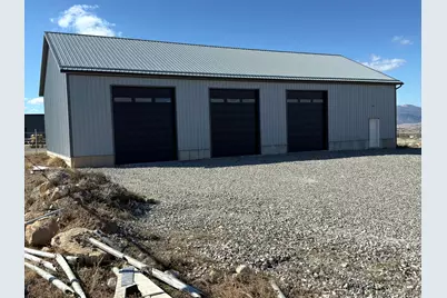 1231 S Airstrip Ln, Mount Pleasant, UT 84647 - Photo 1