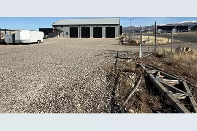 1231 S Airstrip Ln, Mount Pleasant, UT 84647 - Photo 16