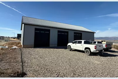 1231 S Airstrip Ln, Mount Pleasant, UT 84647 - Photo 14