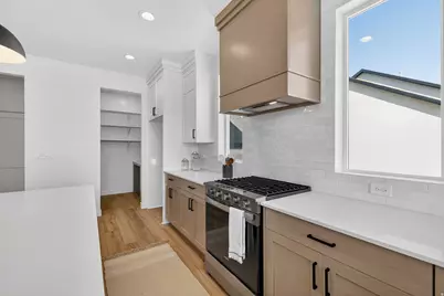 3202 N 2875 W #39, Plain City, UT 84404 - Photo 4