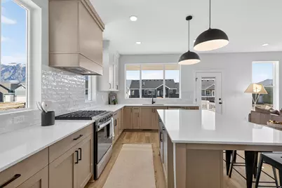 3202 N 2875 W #39, Plain City, UT 84404 - Photo 6