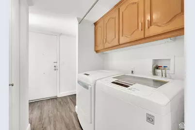 3240 Shadowbrook Dr, Provo, UT 84604 - Photo 16